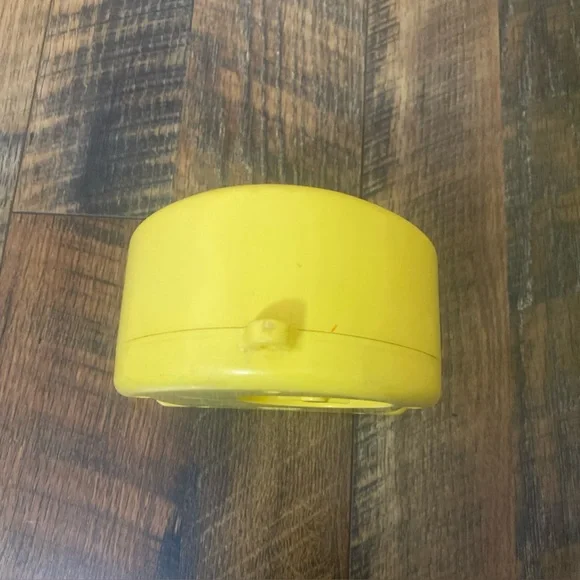 Vintage Tomy Musical Dog House London Bridge Music Moving Dog Head Windup 1980s - Picture 3 of 6